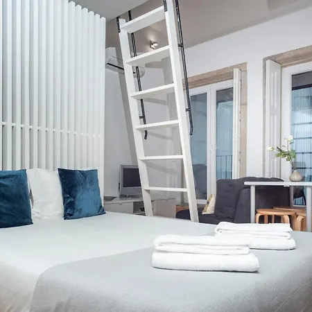 Attic Studio Apartamento